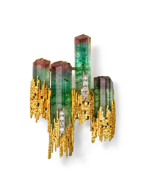 Andrew Grima, brooch, 1969. Italy/England. Gold, tourmaline,…