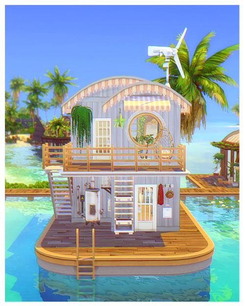 Floating House Backside