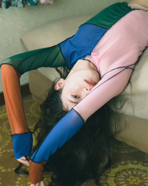 yua: nita.shiori___hairmake for @riwo_1101Photo by @yamada_suzuka Styling by @shuheisakaue 