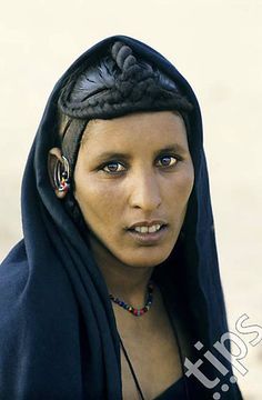 maghrabiyya:  let’s just appreciate traditional tuareg hairstyles for a second