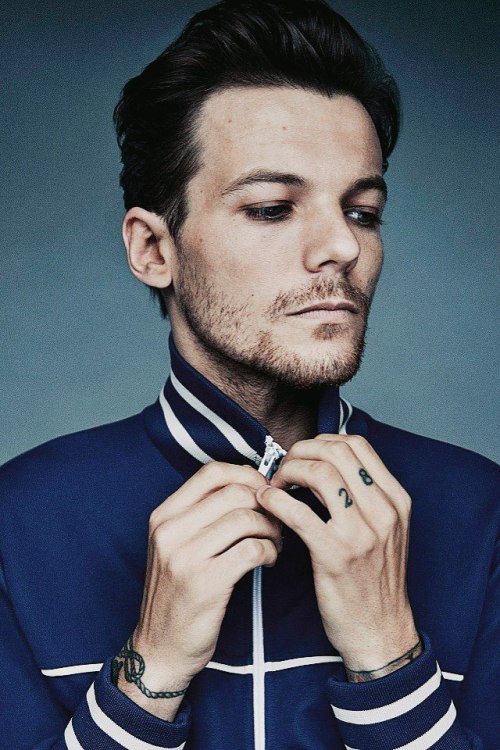 ★ ·.·´¯`·.·★ [ Louis Tomlinson ] ★·.·´¯`·.·★