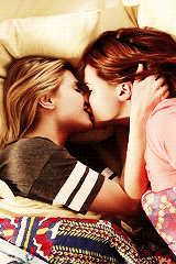 the-inspired-lesbian:  Love & Lesbians 🌈
