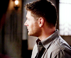 dreamingstarkly:#hello this is dean’s face when cas is with him in a domestic environment bye
