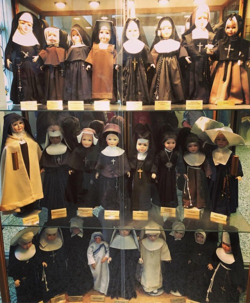 Collection of NUN DOLLS dressed in the traditional habits of Catholic various Orders.I love dolls,