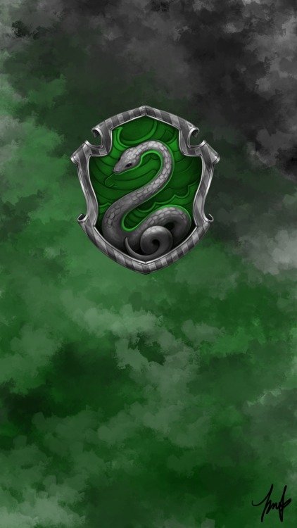 Featured image of post Harry Potter Dark Mark Wallpaper It refers both to a magically induced brand that every death eater bears on his or her inner left forearm and to the same symbol summoned in the sky by the spell morsmordre