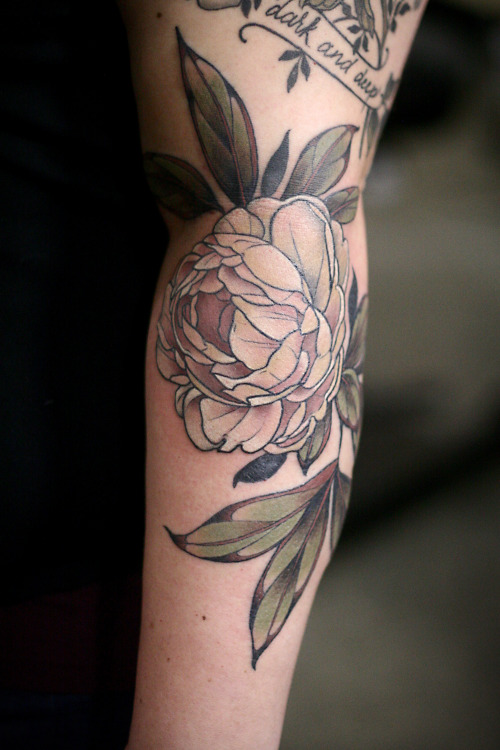 kirstenmakestattoos:Pale pink and yellow peony for Jenn. Super fun. Thank you so much!