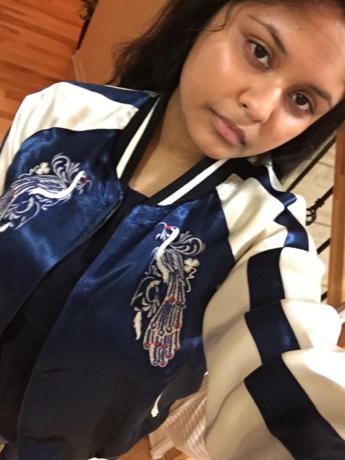 captainsaltymuyfancy: browngirl: the jacket came!!!!!!!!!!!!!!!!!!! IT LOOKS LIKE ZAYN’S VUITT