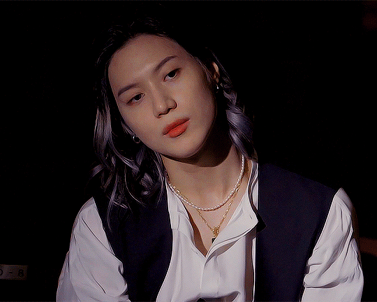 love untold — SHINee Season's Greetings 2022 : Taemin