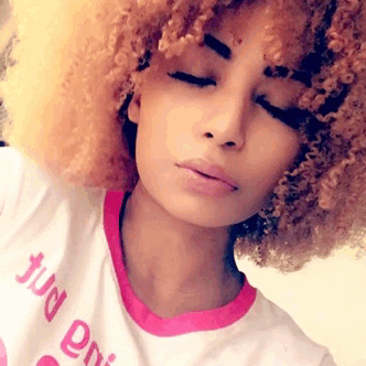 bthechangeuwant2cintheworld:  My snap shenanigans Pt2