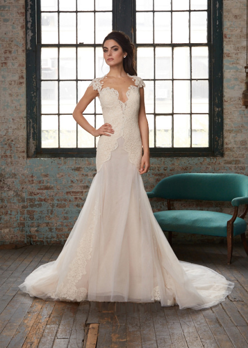Isabelle Armstrong Spring 2017 Bridal Collection