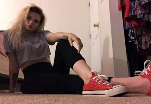 jennsummers50: Kelly strips off her new Converse sneakers and multicolored socks to show us her smal