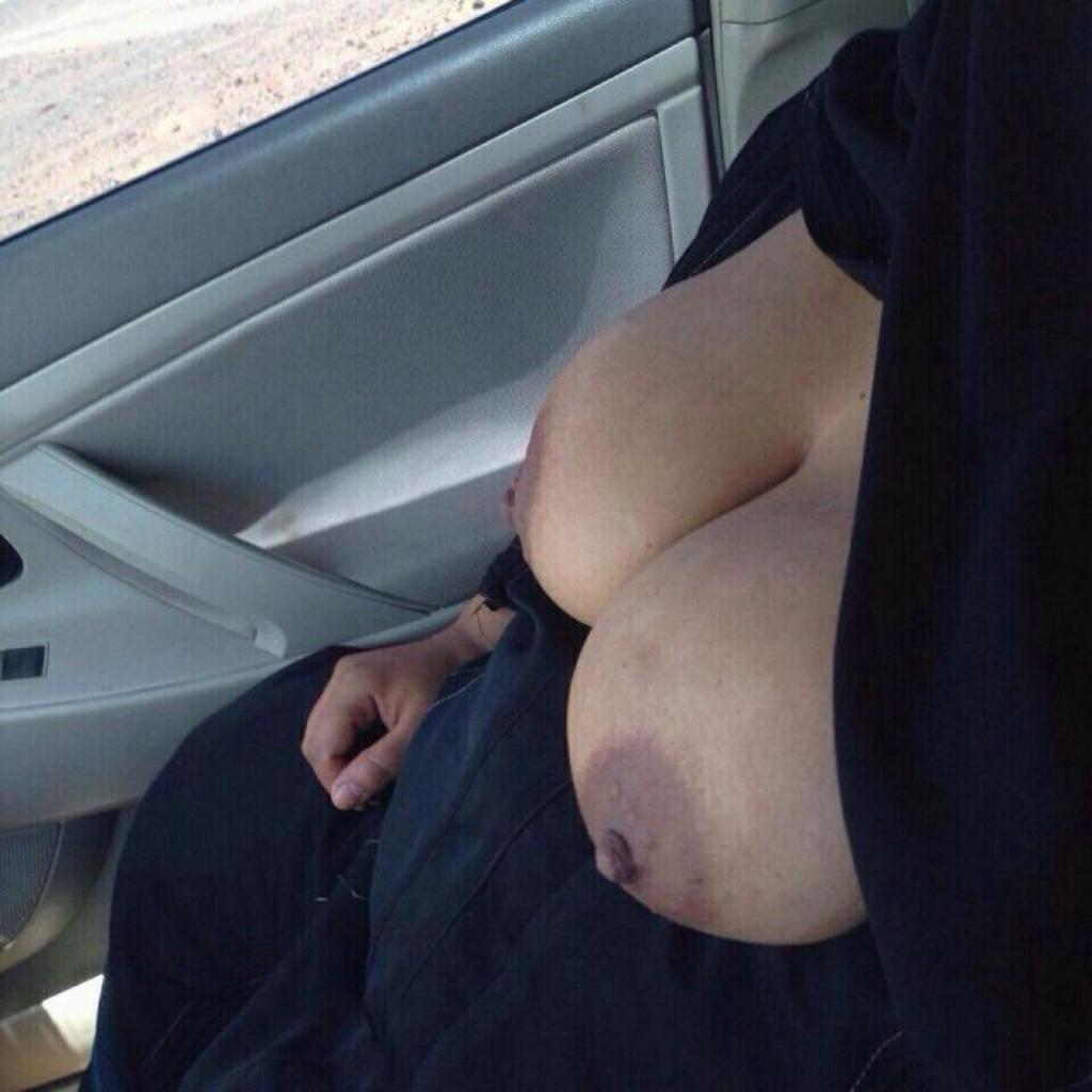 Big boobs and voluptuous women lover