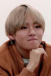 Make Me Choose @ohjiminn Asked Jungkooks Eyes Or Taehyungs Smile [cr.]