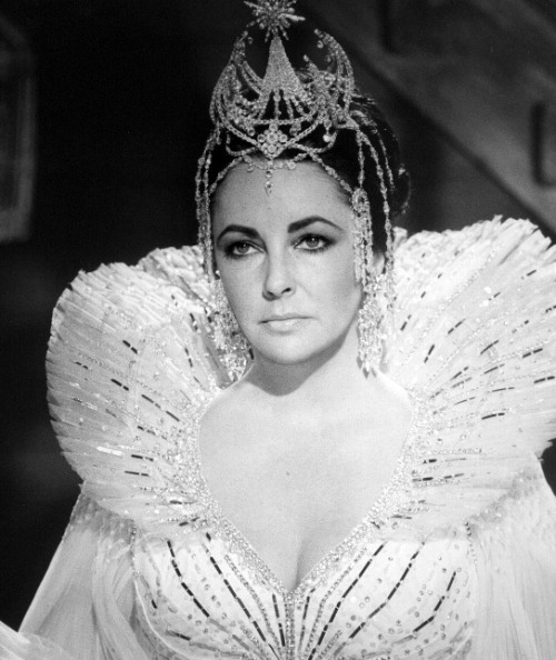 Elizabeth Taylor in The Blue Bird