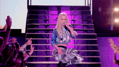 iggyimages:10/08/14 - Iggy Azalea performing at the VEVO Super FanFest.Who is the best rapper for me