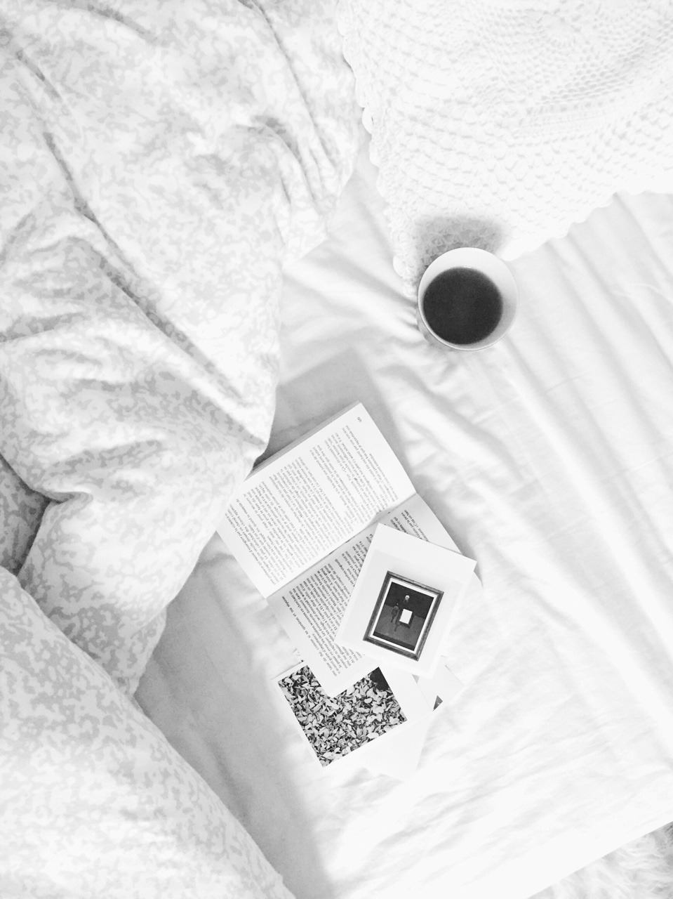 eleooonore:  Morning. 📓 