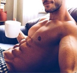 talldaddy:  www.talldaddy.tumblr.com 