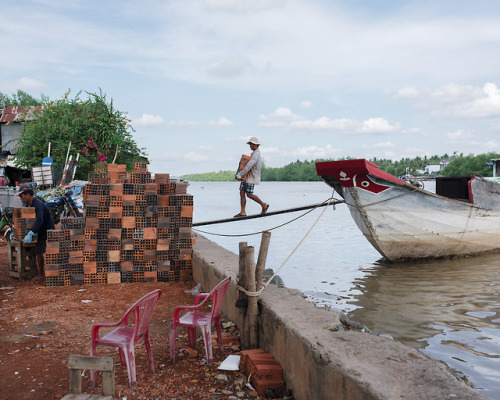 Brick Delivery, Bến Tre, Vietnam 2018