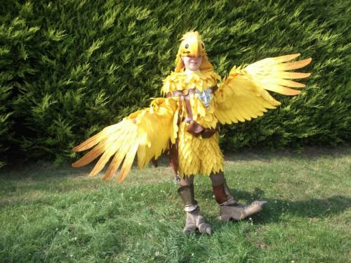 cosplay-gamers:Final Fantasy - Chocobo Cosplay by Chocobo Girl