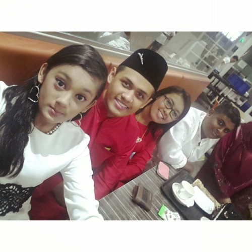 The Quartet! #hariraya #quartet #cousins #fourever