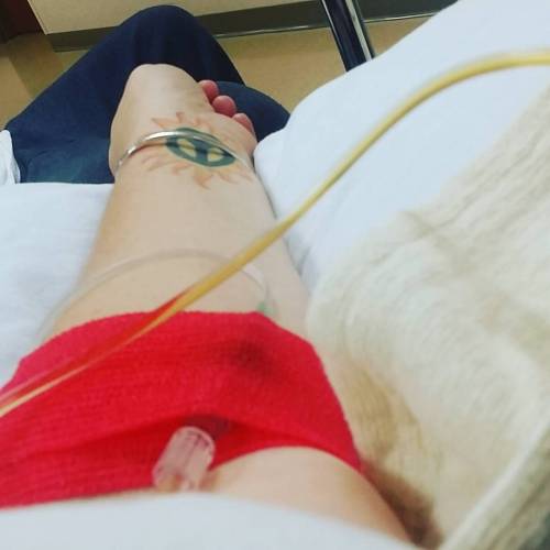 Happy hump day!!! This is it for a while I HOPE!!!!! 10 down and done!! Yayyyy!  #HUMPDAY #infusion 
