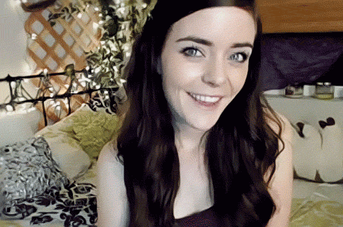 ixnay-on-the-oddk:  thestaticwaves:  0_0  HAHAHAHAHAHAHA “Ashe, is the penis curved? Why are you doing that?”