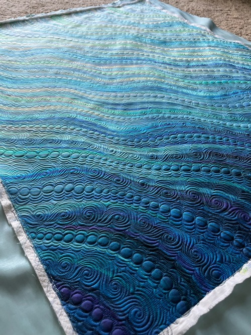 Latest Finish. All Free Motion Quilted. One Yard Of Gorgeous Fabric By Moda In Their Gradients Auras