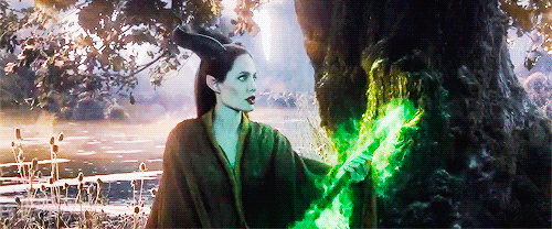 thorvalkyrie-deactivated2018010:  Maleficent (2014) 