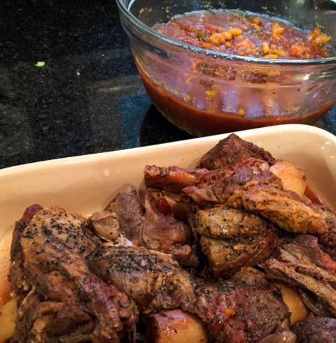 SLOWCOOKER BRAISED LAMB SHANKS