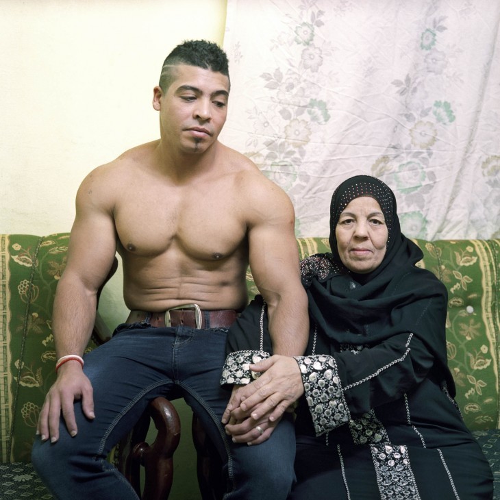 hopeful-melancholy:  Egyptian bodybuilders pose with their mothers. In Egypt, perfecting