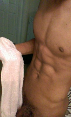 dontshownobodyy:  His facebook his Cade Hinson