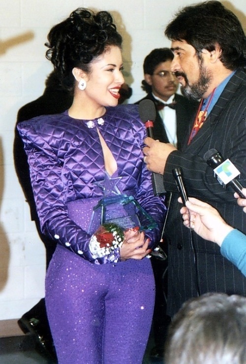 ugh90s:  Selena, 1995