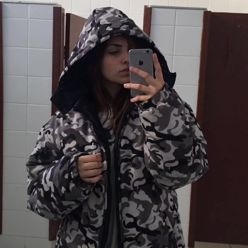 https://lzve.tumblr.com/post/147193221566