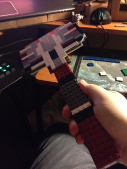 nerdydaddydave:  I haven’t had internet for two days, apparently I’ve become bored enough to make a paddle out of Legos. how’s it look?
