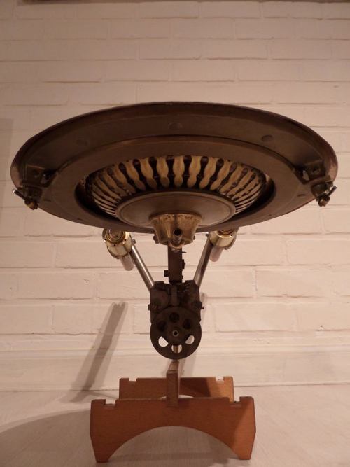 steampunksteampunk: HMS Enterprise Lamp 