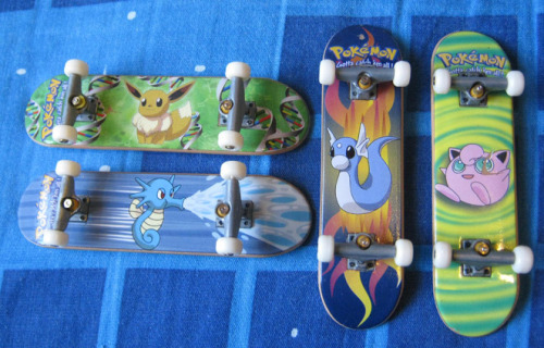 chibi-robos:Mini Pokemon skateboards