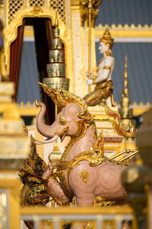 Tha Royal Creamatorium of King Bhumibol Adulyadej Part III, Thailand, 2017 photos from WWW.AEY.ME