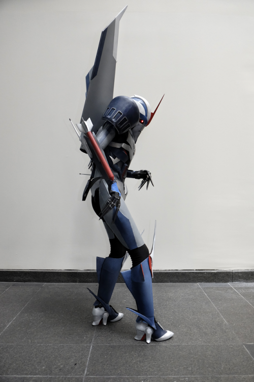 saintgale: Here are some photos from Otakon of my Starscream cosplay!  Again, thank you to everyone for the wonderful comments and feedback on this! It was a really great experience and a lot of fun, and I very much appreciate the support.  ♥    