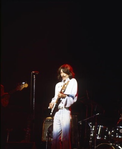 thoseliverpoollads: 19 December 1974 - Madison Square Garden during George’s Dark Horse Tour. 