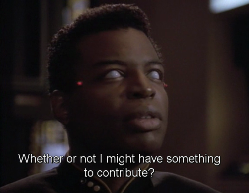 dapperdesilu:emeraldgreentrad:roccondilrinon:ms-demeanor:Thank you, Star Trek.Except that’s not the 