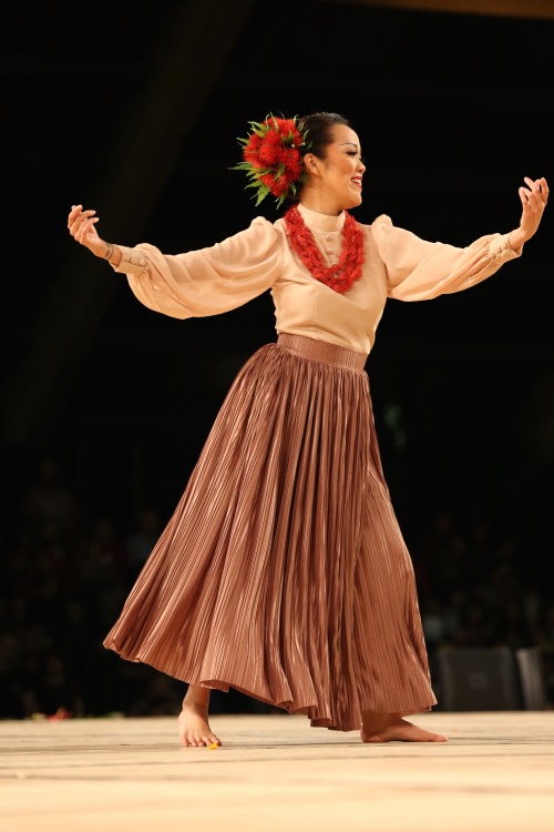 Miss Aloha Hula 2015, 4th runner up 'Anela U'ilani Ruth Fusano Tanigawa. Her outfit is honestly some