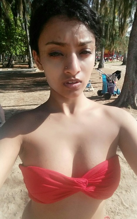 cutechickwithadirtymirror: I look like I’m going to sneeze in one of these. :3