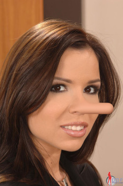 pornocchia: Every liar should have a nose like this.