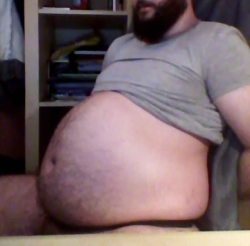 bigdudesarehot:  fatlazypanda:  I’m on a strict 3-donuts-a-day diet.  Why only three?