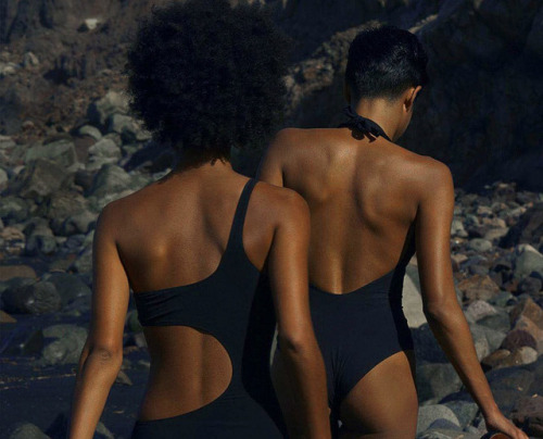 driflloon:mariana pardinho and luanna pinhiero for marie claire may 2018