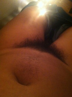 Nice and hairy tummy to crotch