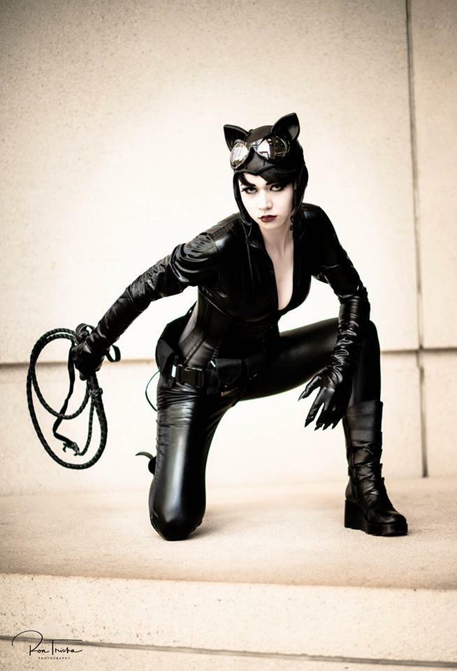 love-cosplaygirls:  [Self] DC Comic’s Catwoman (Photo: Ron Triska)