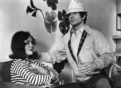 Elizabeth Taylor and Warren Beatty in George Stevens’ “The Only Game in Town” (1970)