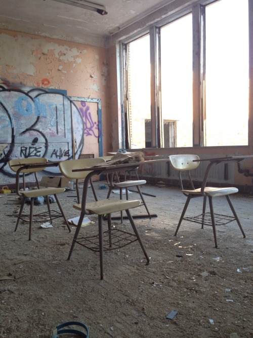 thejournalofawanderer:  School: Part One   I ventured to an abandoned school in east Cleveland yesterday. Apparently there wasn’t enough attendance, to keep the school afloat, and the cost of demolition was too expensive, so they literally just left