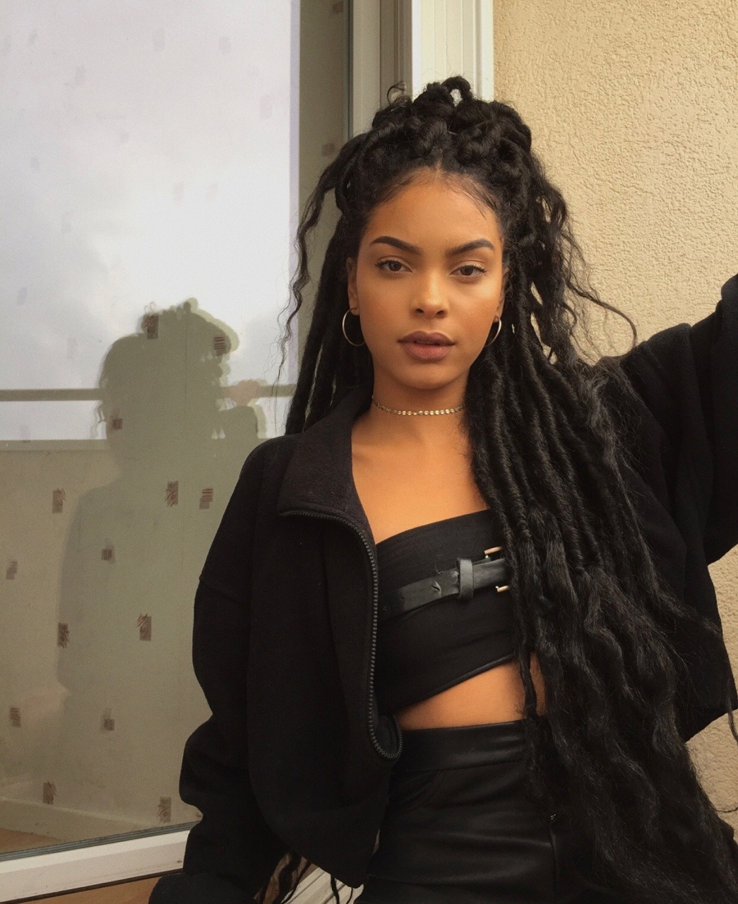 jaiking:  braidsforblackgirls:  https://www.instagram.com/flammedepigalle 😍  Follow